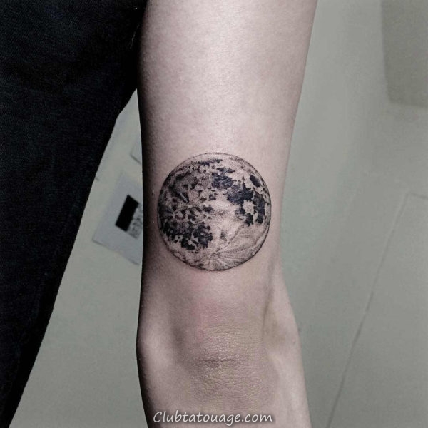Mystère photo Lune Tattoo