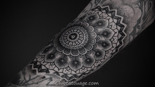 30 Merveilleuses idées de tatouage Mandala