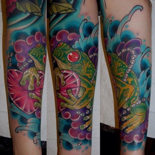 Idées de conception de tatouage arbre grenouille