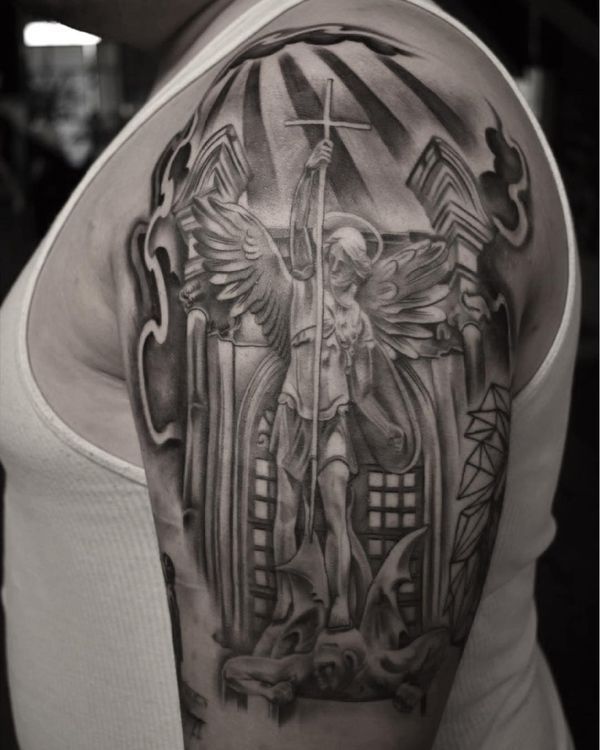 Intéressant tatouages ​​St. Michael avec des significations fortes