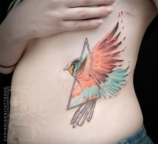 Conceptions et significations de tatouage d'oiseau