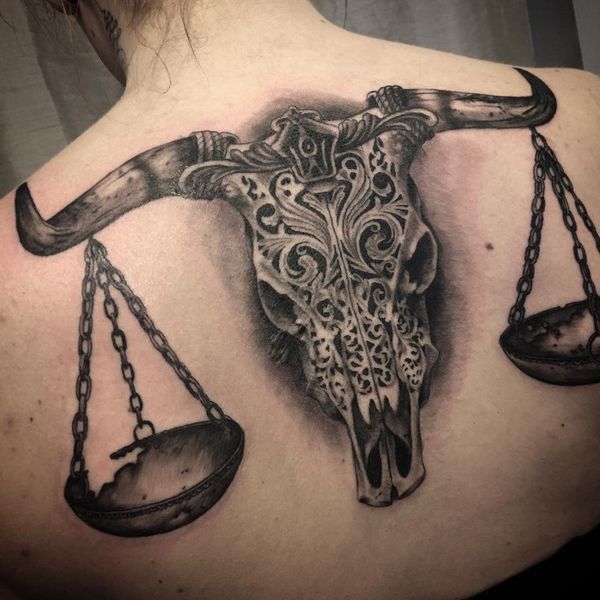 Tatouages ​​puissants de symbole de taureau et ses significations
