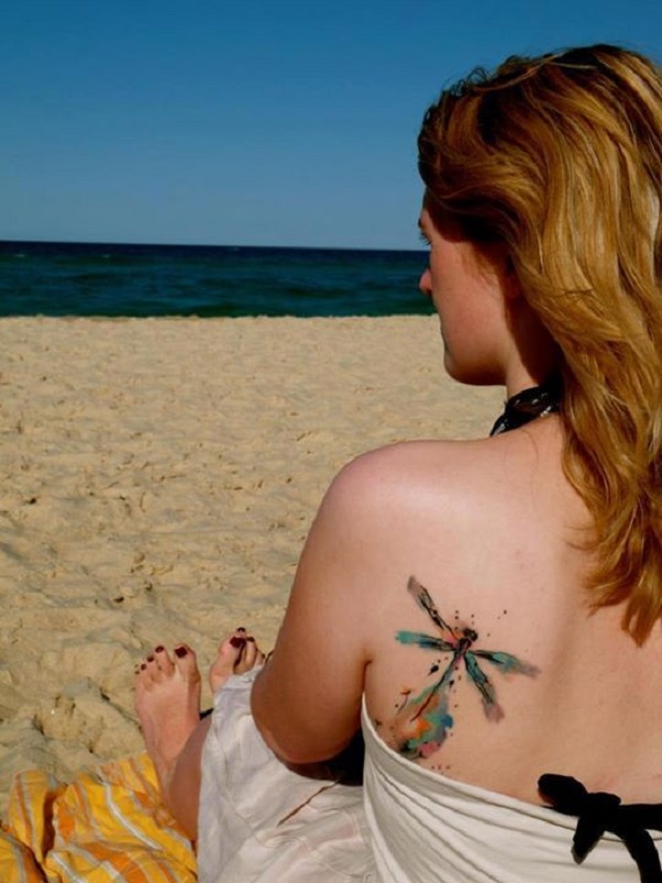50 idées de tatouage libellule