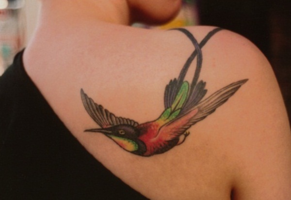 50 belles conceptions de tatouage d'oiseau pour aller avec