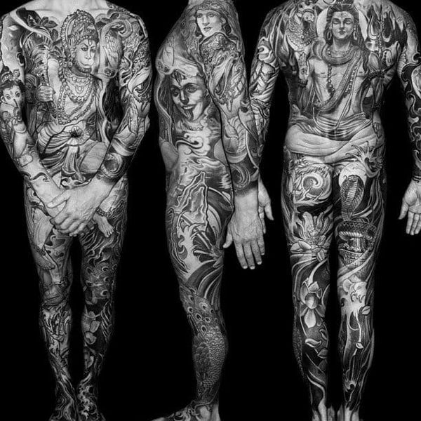 Tatouages ​​nus corps entier