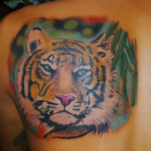 Belles idées de tatouage de tête de tigre