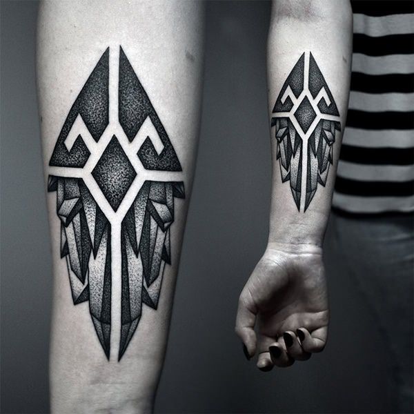 Meilleur 125 conceptions géométriques de tatouage les mieux notées cette année