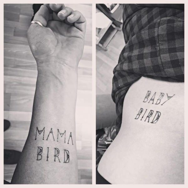 Meilleur 125 idées de conception de tatouage fille mère populaire