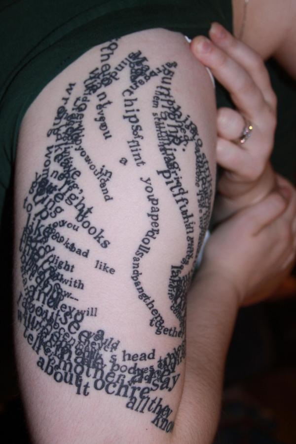 50 conceptions de tatouage de script incroyable