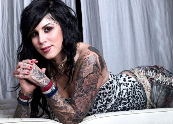 10 célébrités féminines populaires ayant un tatouage