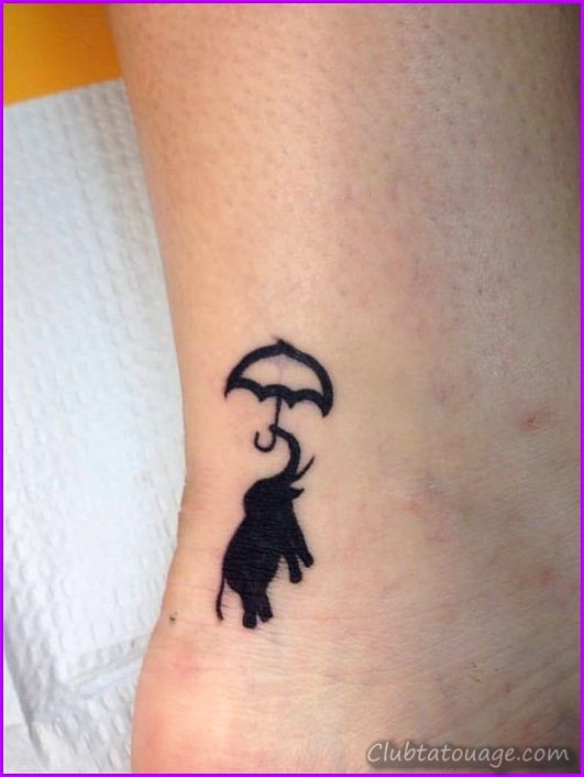Petits tatouages - L'idée petite femme de tatouage significative