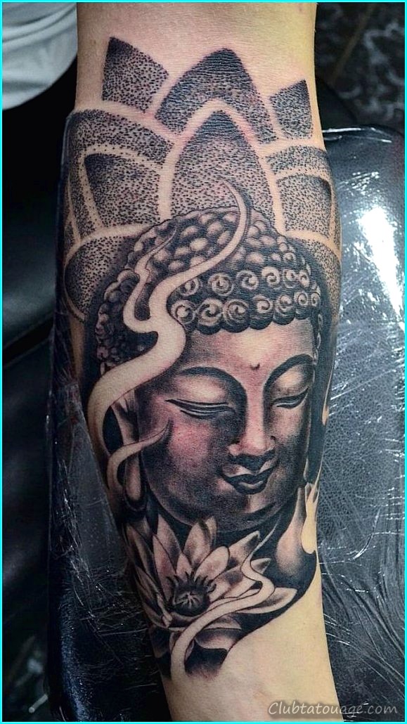 Petits tatouages bouddhistes