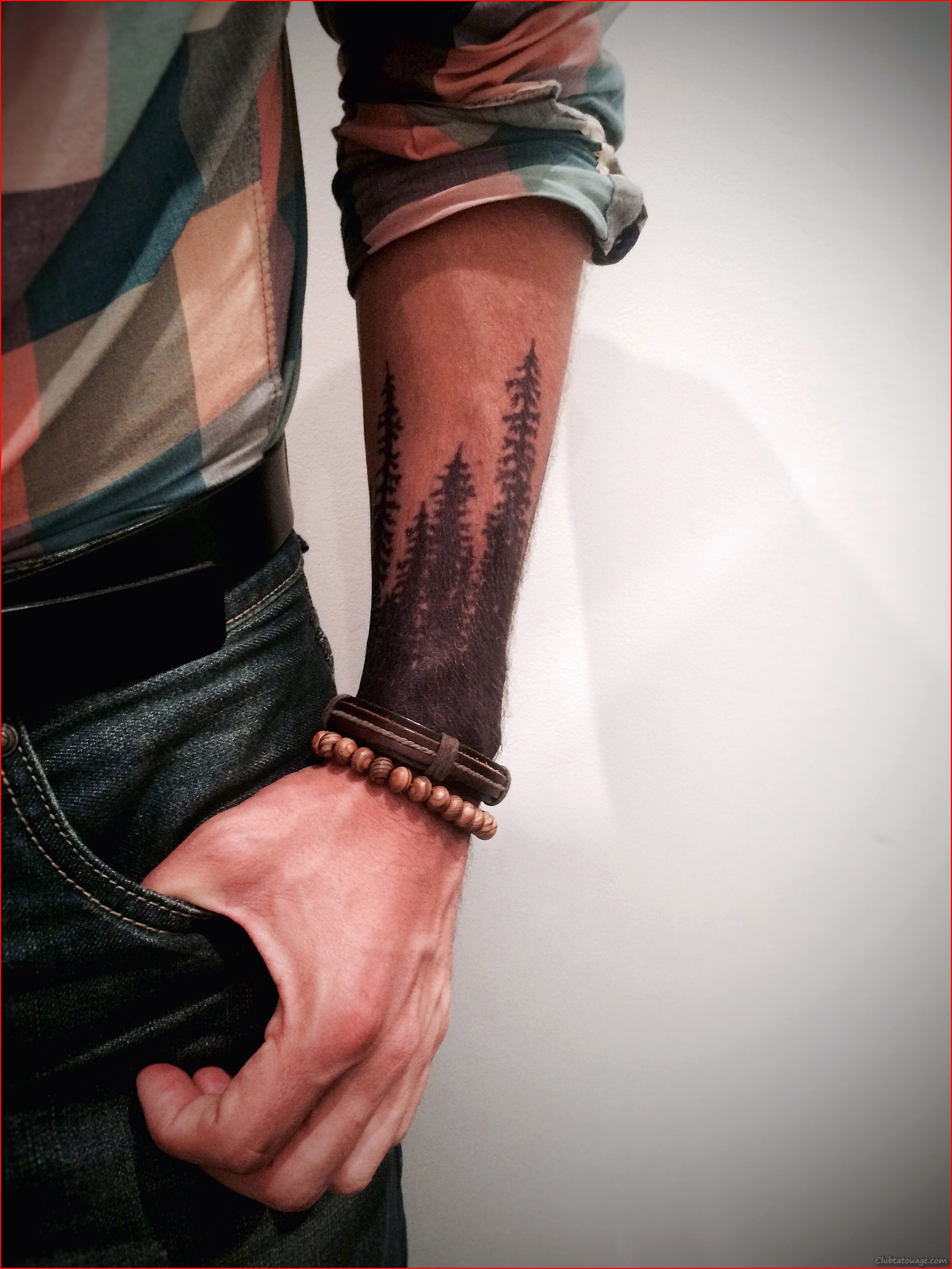 Petits tatouages pour bras pour hommes - une bonne idée